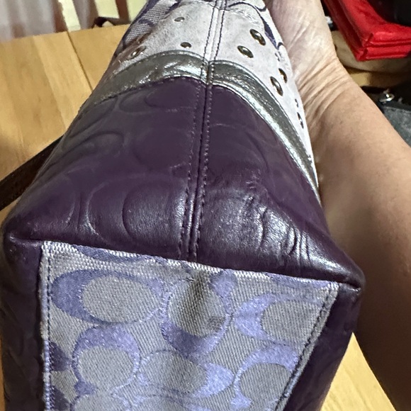 Coach 2008 Purple and Light Pink Studded Signature Needs Some Love - Picture 5 of 10